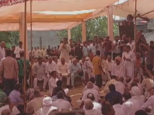 50 पंचायतों ने किया मुस्लिम व्यापारियों का बॉयकॉट, चुप है हरियाणा सरकार? सौरभ शुक्ला की रिपोर्ट