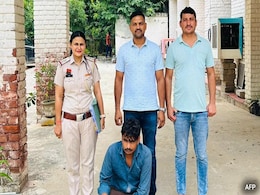 फरीदाबाद में नाबालिग बच्ची से छेड़छाड़ करने के मामले में युवक गिरफ्तार फरीदाबाद में नाबालिग बच्ची से छेड़छाड़ करने के मामले में युवक गिरफ्तार