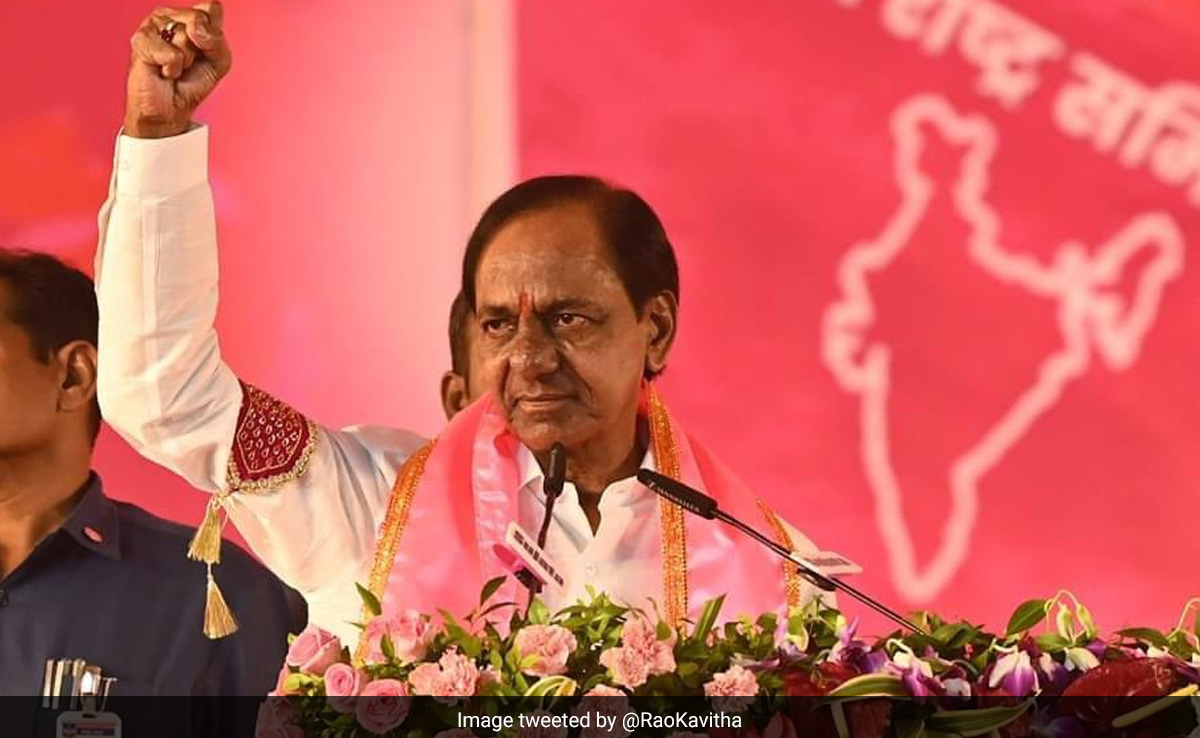 KCR Promises Special IT Park Near Hyderabad For Muslim Youths If Voted To Power