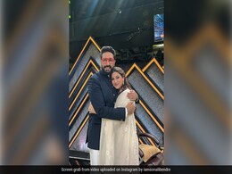 Watch: Abhishek Bachchan And Sonali Bendre Feast On Yummy Pakodas Watch: Abhishek Bachchan And Sonali Bendre Feast On Yummy Pakodas