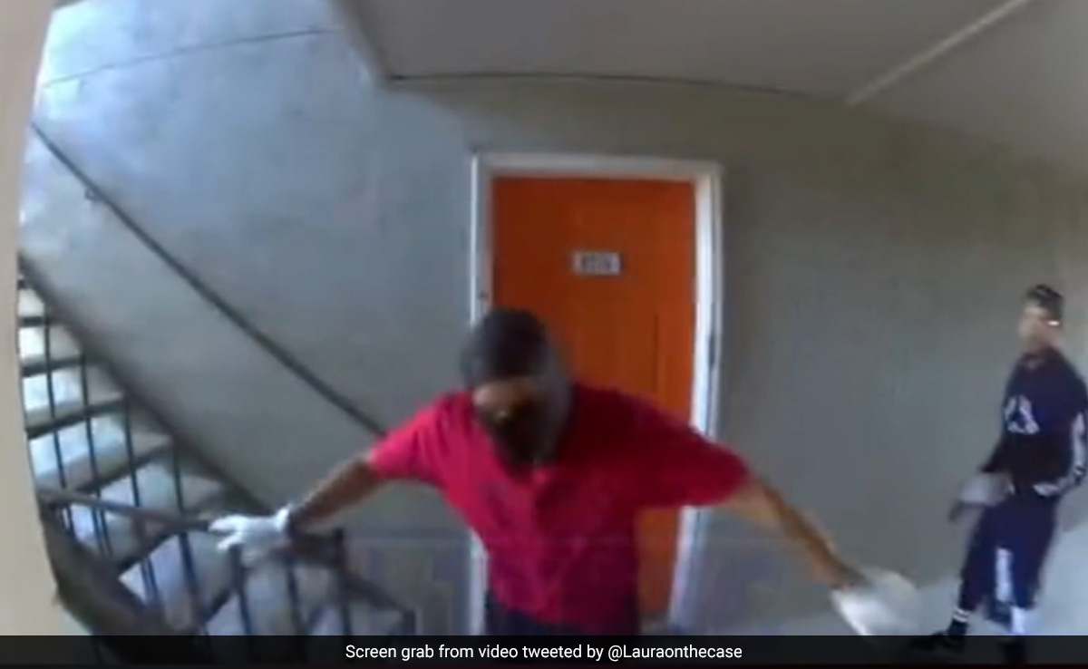 US Men Pretending To Be Maintenance Workers Attempt To Break In, Then This Happens
