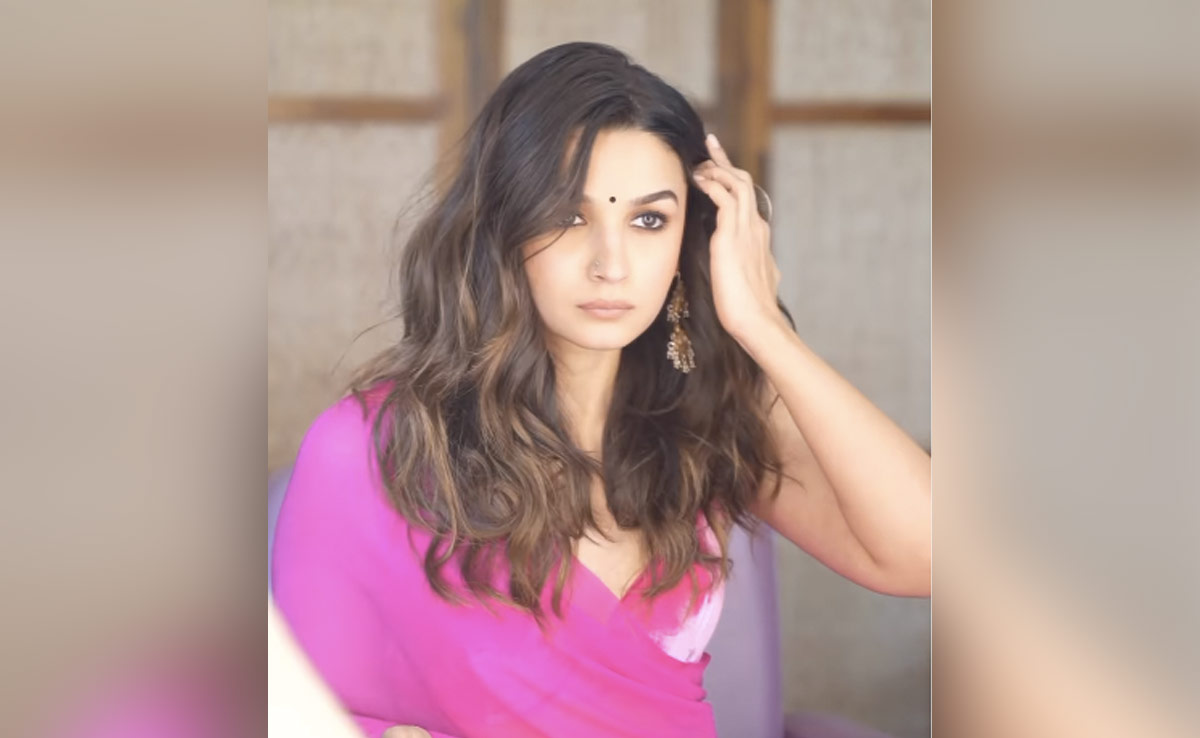 Nothing, Just Alia Bhatt Transforming Into Rani Chatterjee In This BTS Video