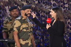"Yeh Asli Moochein Hain?": Do Not Miss Kiara's Fun Moment From 'Jai Jawan' "Yeh Asli Moochein Hain?": Do Not Miss Kiara's Fun Moment From 'Jai Jawan'
