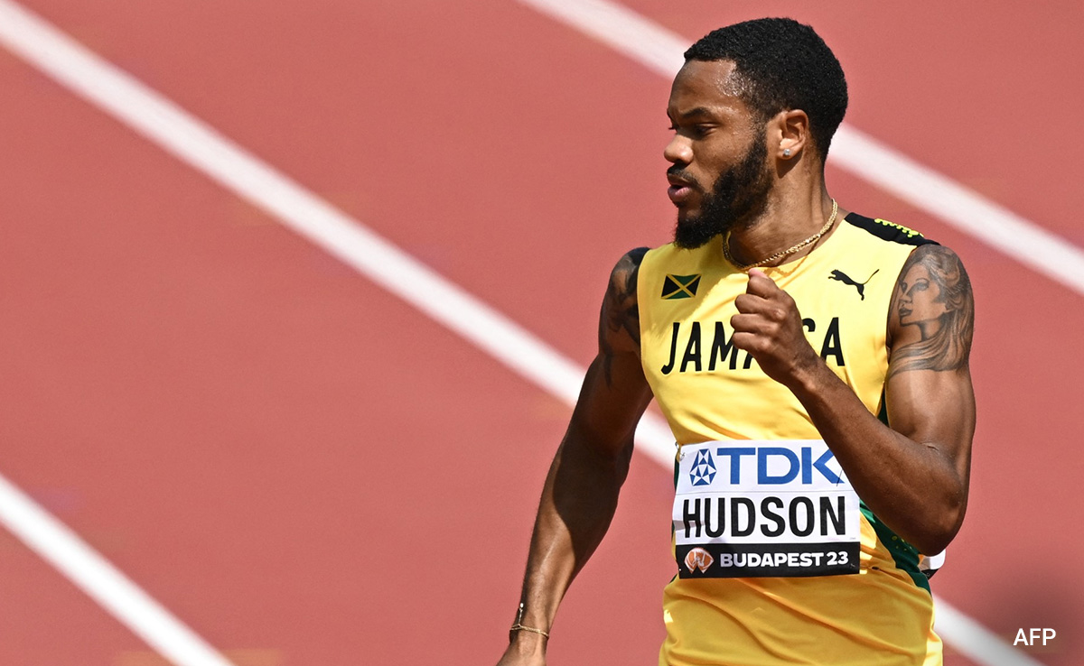 Cart Crash Sends Glass Shards In Athlete's Eye, He Still Completes Race