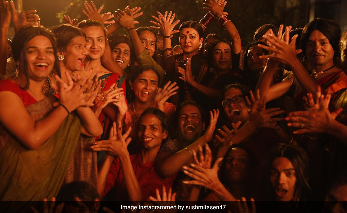 Sushmita Sen's Appreciation Post For Her Transgender Co-Stars In <i>Taali</i> Is Everything: "It Has Been A Pleasure"