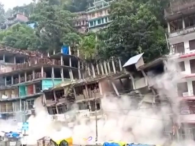 Several Houses Collapse During Landslide In Himachal's Kullu