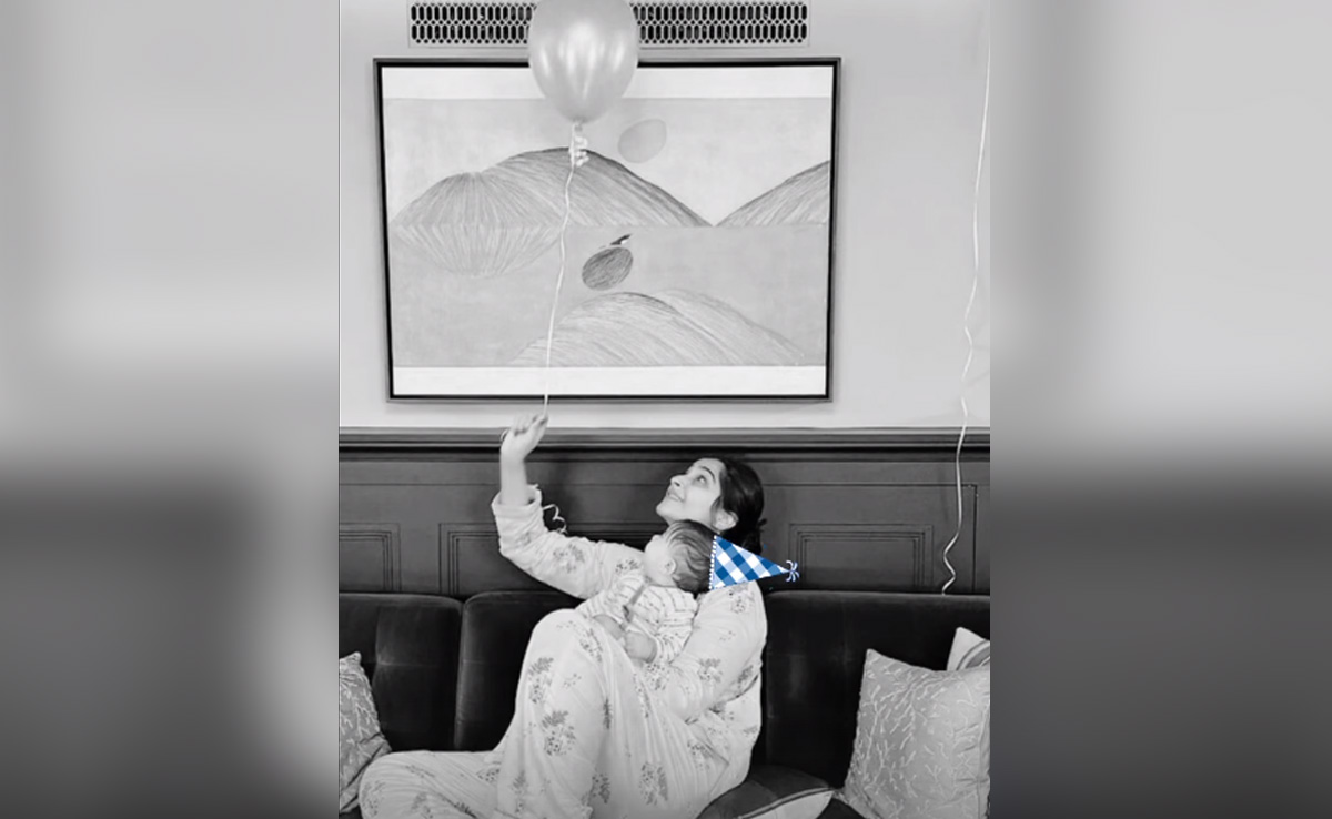 Sonam Kapoor's Son Vayu Turns 1. See Kareena Kapoor's Adorable Birthday Wish