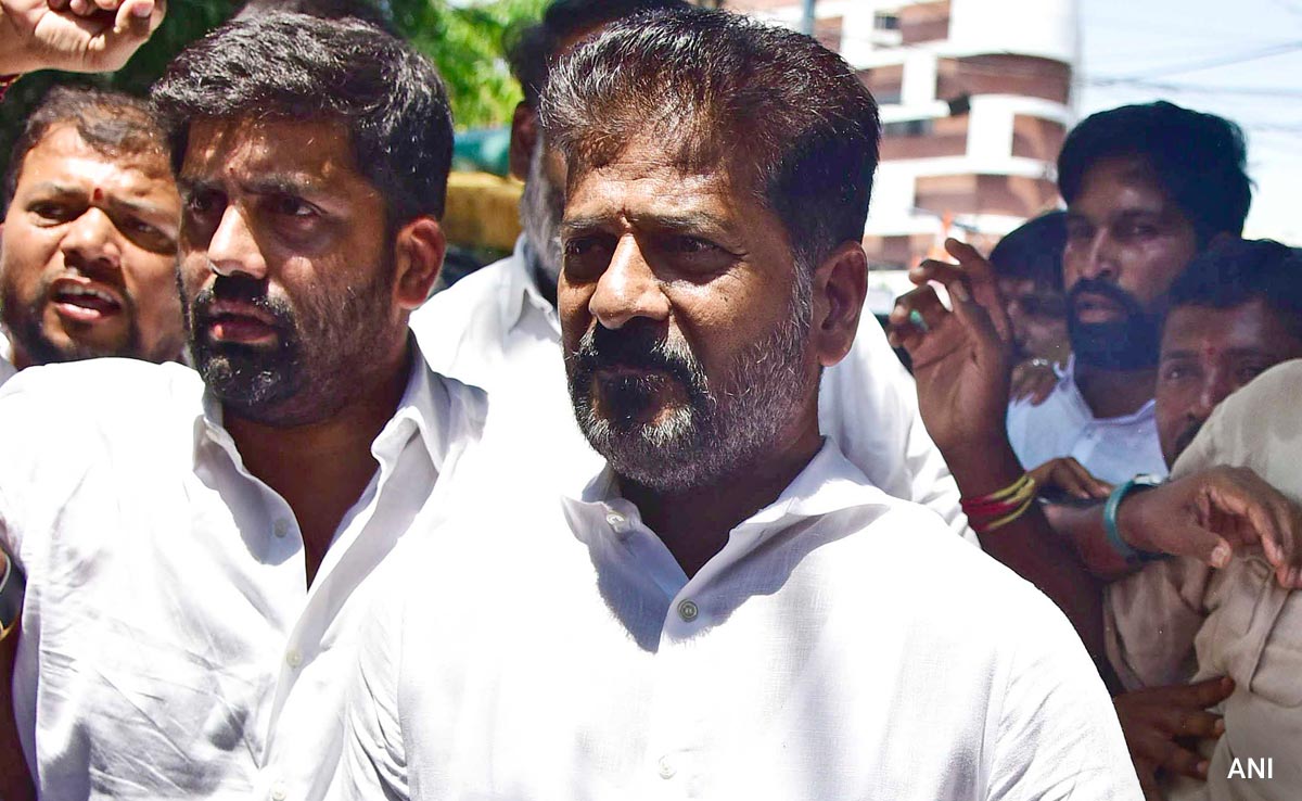 "IAS, IPS Working For KCR": Telangana Congress Chief Complains To Poll Body