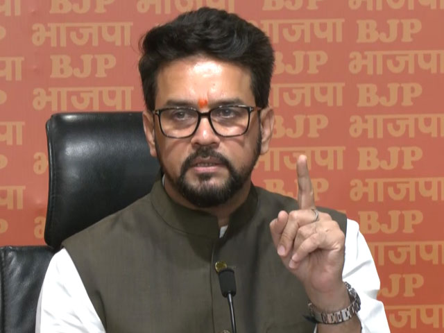 हिंदुओं का 'अपमान' कर रहे कांग्रेस के सहयोगी लेकिन राहुल, सोनिया चुप : अनुराग ठाकुर