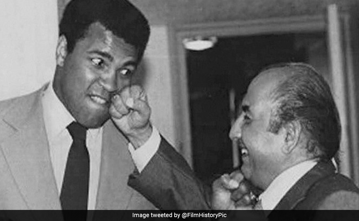 जब दुनिया के सबसे बड़े बॉक्सर से हुई सुरों के सरताज मोहम्मद रफी की मुलाकात, बेहद दिलचस्प है किस्सा