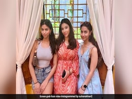 Meet Suhana Khan's Travel Buddies In New Pics From Goa Holiday Meet Suhana Khan's Travel Buddies In New Pics From Goa Holiday