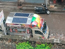 Ice Cream Truck With Solar Panel Has Everybody's Attention Online
