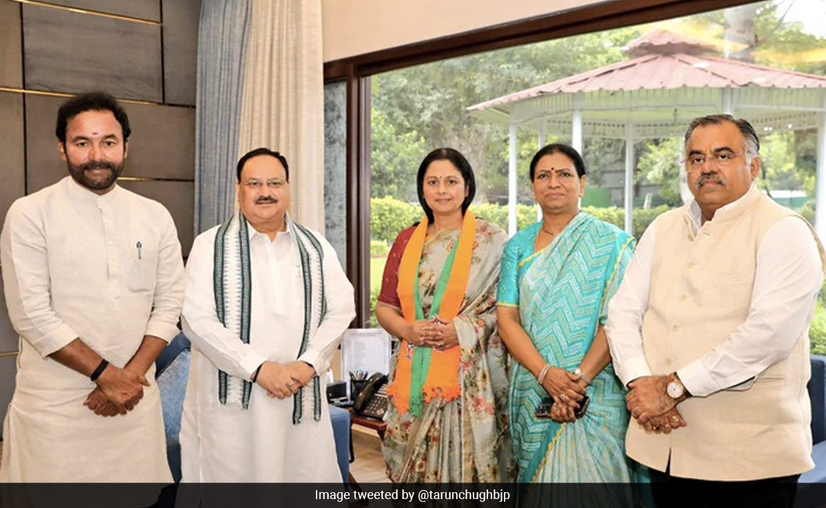 Veteran Telugu Actor Jayasudha Joins BJP