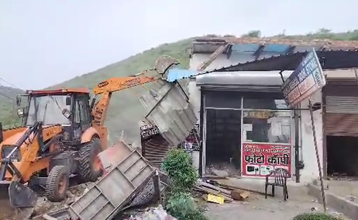 2 Dozen Medical Stores Razed On Day 3 Of Bulldozer Action In Violence-Hit Nuh