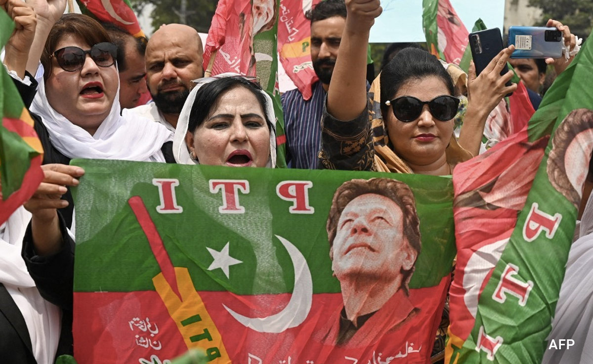 Imran Khan's Life In "Danger", No Access For Lawyers In Jail, Claims Aide