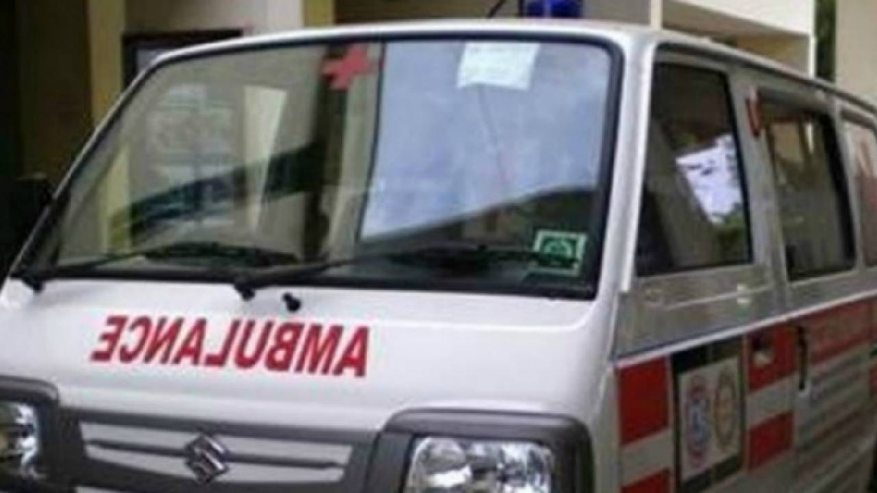 Harda में समय Ambulance नहीं पहुंचने से मरीज की मौत, परिजनों ने किया हंगामा | MP NEWS