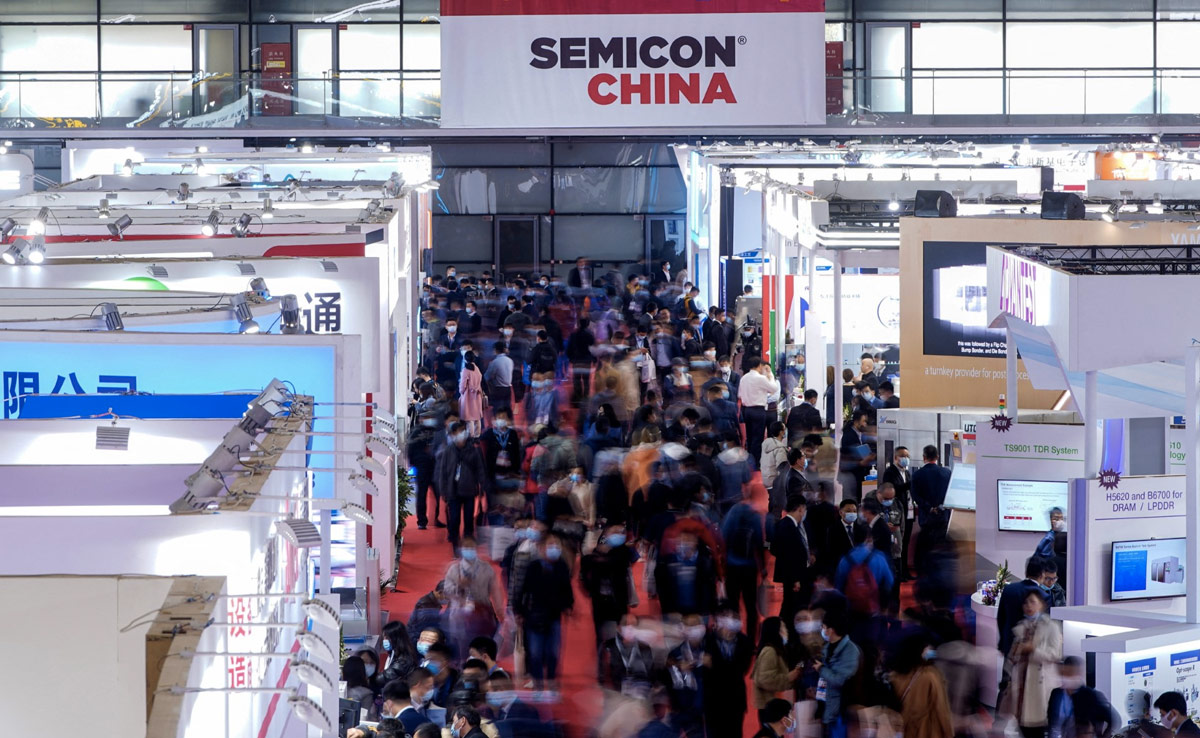 China Quietly Recruits Overseas Chip Talent As US Tightens Curbs