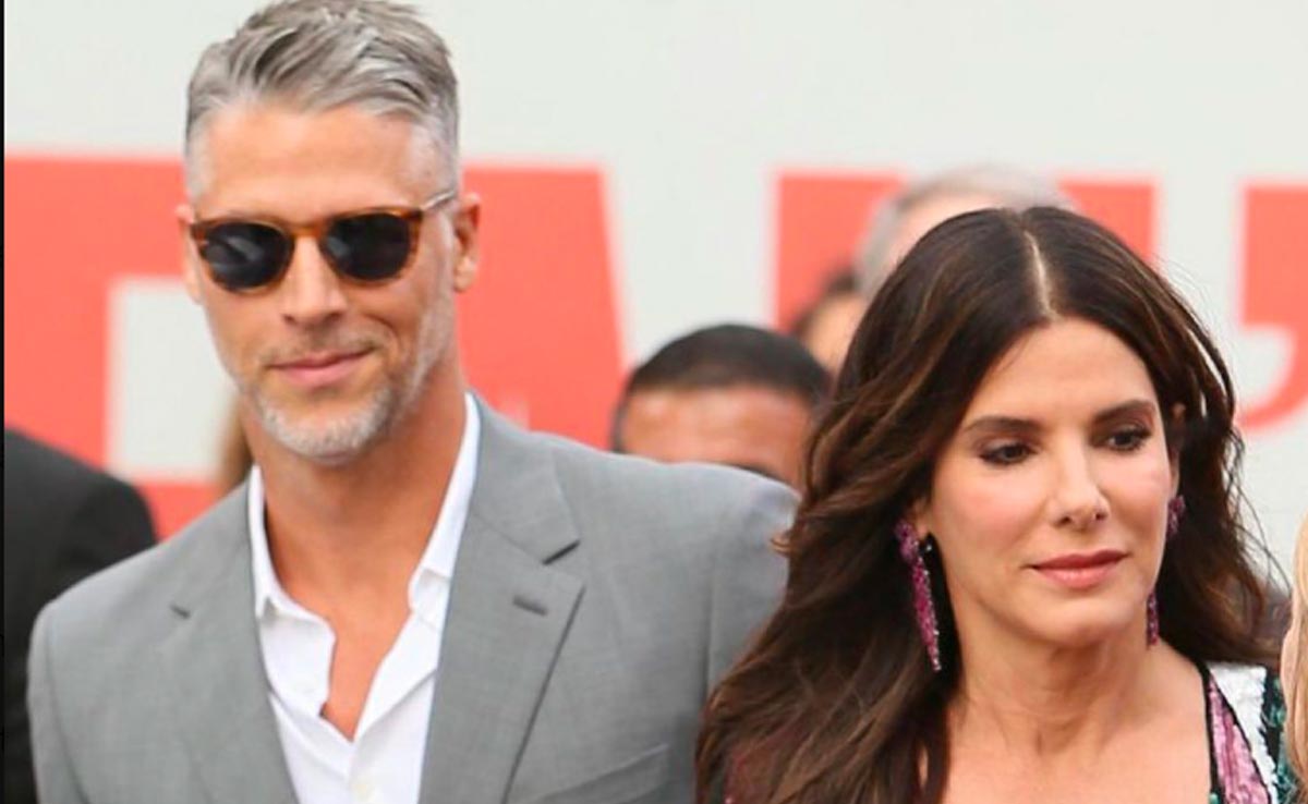 Sandra Bullock's Longtime Partner Bryan Randall Dies After Battling ALS For 3 Years