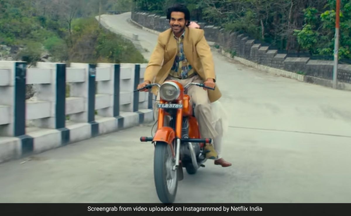 <i>Guns & Gulaabs </i> Review: Marvellously Whacky Crime Drama Is Watchable All The Way