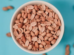 Incorporate Peanuts To Your Winter Diet To Achieve These Health Benefits Incorporate Peanuts To Your Winter Diet To Achieve These Health Benefits