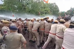 BJP Workers Try To Surround Rajasthan Secretariat, Cops Use Water Cannons BJP Workers Try To Surround Rajasthan Secretariat, Cops Use Water Cannons
