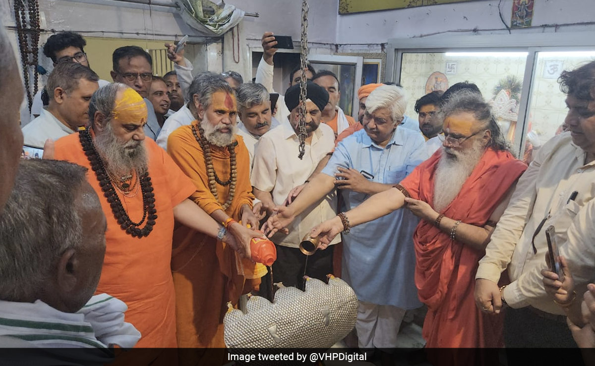 हरियाणा : कड़ी सुरक्षा के बीच नूंह में सन्नाटा पसरा रहा; विहिप नेता, साधु-संतों ने प्रमुख मंदिरों में की पूजा