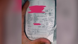 Restaurant Customer Refuses To Tip US Waitress, Internet Shares Mixed Reactions