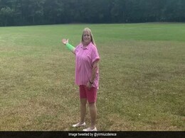 US Woman Was Attacked By Snake That Fell From The Sky, Then A Hawk Dived In US Woman Was Attacked By Snake That Fell From The Sky, Then A Hawk Dived In