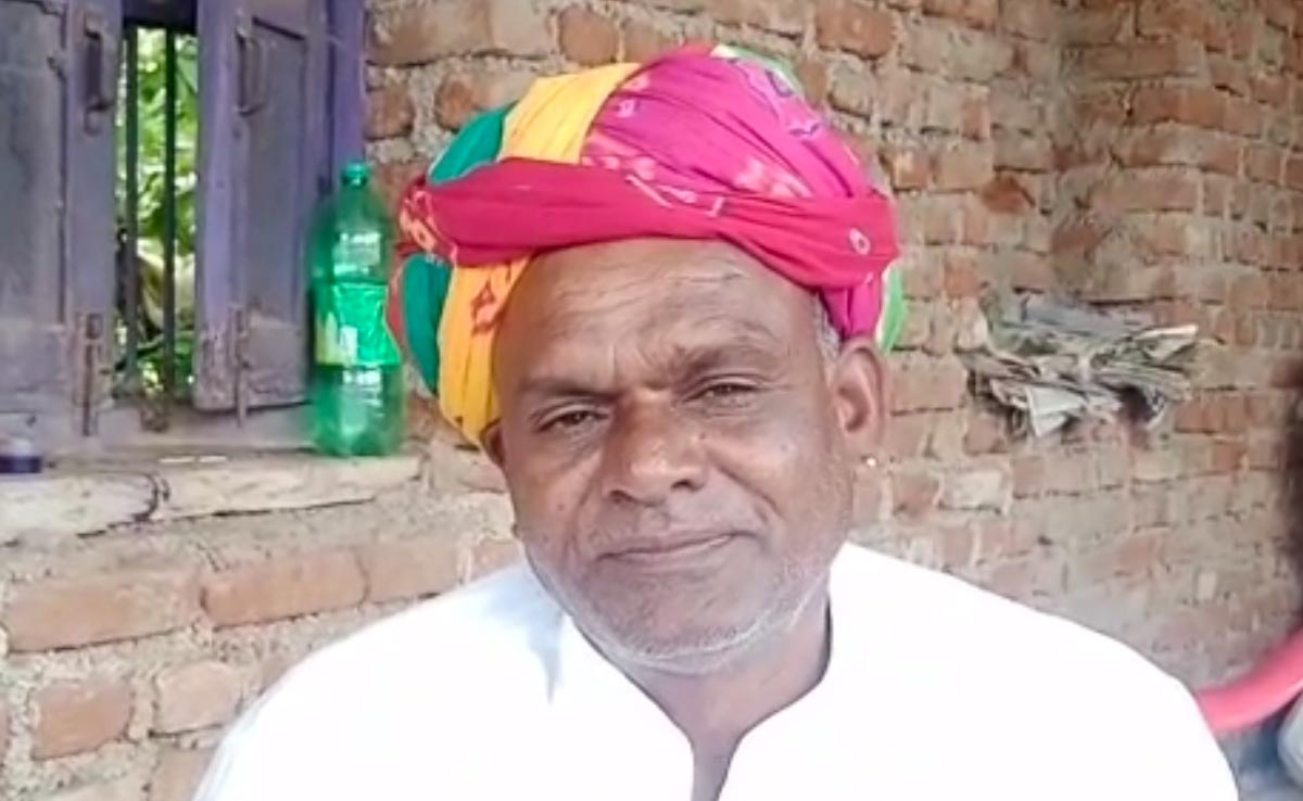 Independence Day 2023: भाषण देने के लिए मंच पर नहीं बुलाया तो नाराज सरपंच ने किया हंगामा