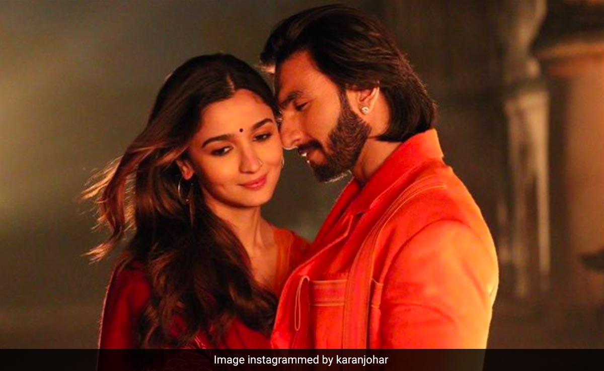 <i>Rocky Aur Rani Kii Prem Kahaani</i> Box Office Collection Day 6: Karan Johar's Film Is "Trending Very Well"