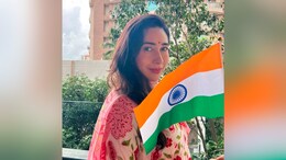 Karisma Kapoor's Independence Day Celebration Featured This Indian Street Food