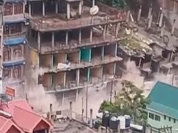 VIDEO: हिमाचल के कुल्लू में भीषण भूस्खलन, ताश के पत्तों की तरह ढह गई रिहायशी इमारतें VIDEO: हिमाचल के कुल्लू में भीषण भूस्खलन, ताश के पत्तों की तरह ढह गई रिहायशी इमारतें