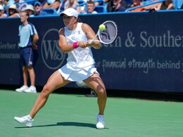 Iga Swiatek Tops Marketa Vondrousova To Reach Cincinnati Open Semi-Finals