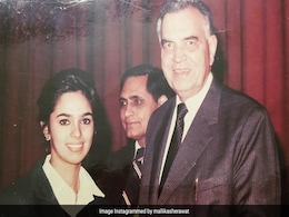 फिल्मी करियर के खिलाफ थे माता-पिता, करा दी थी शादी लेकिन बदली किस्मत और हरियाणा में जन्मी ये एक्ट्रेस ने मचाया बॉलीवुड में हंगामा फिल्मी करियर के खिलाफ थे माता-पिता, करा दी थी शादी लेकिन बदली किस्मत और हरियाणा में जन्मी ये एक्ट्रेस ने मचाया बॉलीवुड में हंगामा