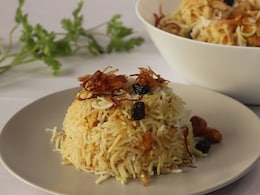 Ghee Rice Recipe: पुलाव में चाहते हैं एक यूनिक ट्विस्ट तो जरूर बनाएं घी राइस रेसिपी- यहां है आसान विधि Ghee Rice Recipe: पुलाव में चाहते हैं एक यूनिक ट्विस्ट तो जरूर बनाएं घी राइस रेसिपी- यहां है आसान विधि