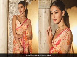 Ananya Panday's Monsoon Gets A Summery Touch In ₹23,000 Floral Print Anita Dongre <i>Saree</i> Ananya Panday's Monsoon Gets A Summery Touch In ₹23,000 Floral Print Anita Dongre <i>Saree</i>