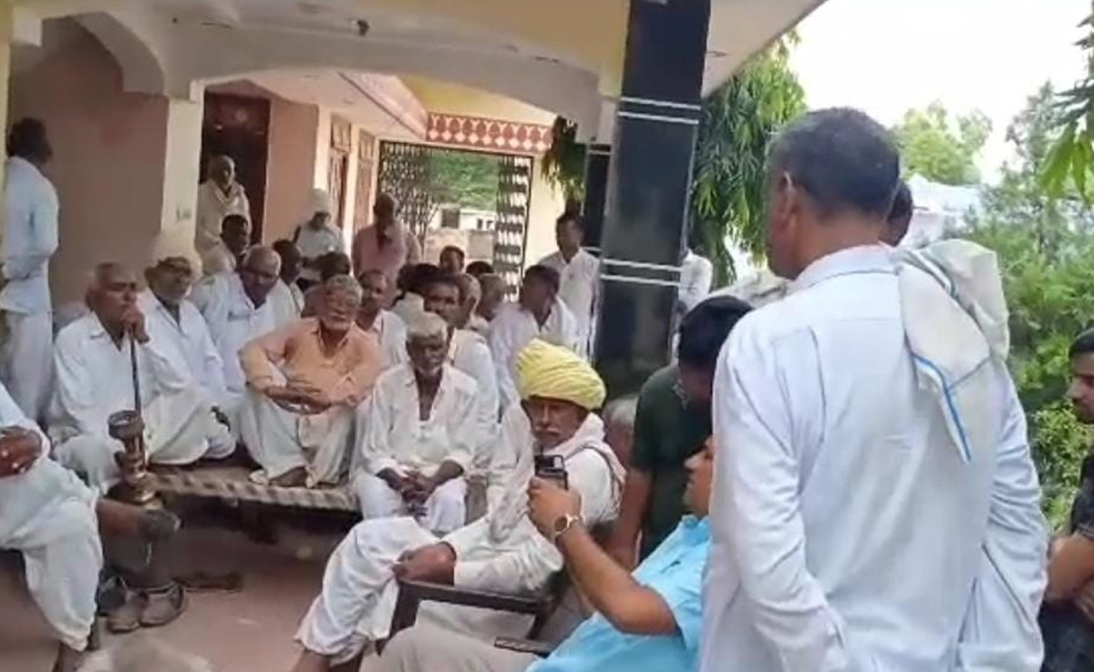 अलवर में भाजपा नेता के घर में घुसे बाइक सवार, कई राउंड फायरिंग कर हुए फरार