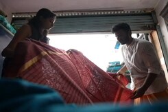 Alumna Of National Institute Of Design Upcycles Old Sarees Into Fashionable Items Alumna Of National Institute Of Design Upcycles Old Sarees Into Fashionable Items