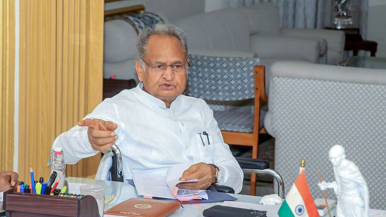 कोटा में आत्महत्या के बढ़ते मामलों पर राजस्थान सरकार ने बनाई कमेटी