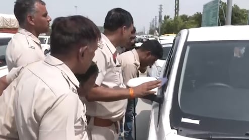 दिल्ली ब्लास्ट के बाद पूरे हरियाणा में अलर्ट, रोहतक पुलिस ने चेकिंग के दौरान 1 करोड़ कैश किया जब्त, 4 गिरफ्तार