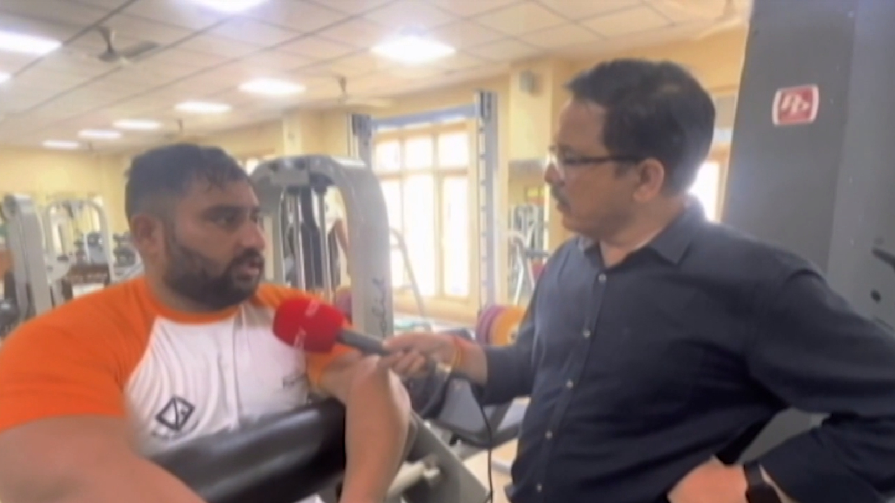 Doctor की लापरवाही, 3 बार कटा पैर फिर भी बना Champion