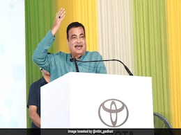 बेंगलुरु-चेन्नई एक्सप्रेस हाईवे इस साल के अंत तक चालू हो जाएगा : नितिन गडकरी बेंगलुरु-चेन्नई एक्सप्रेस हाईवे इस साल के अंत तक चालू हो जाएगा : नितिन गडकरी