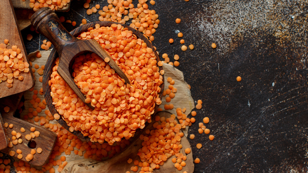 Nutritionist says iron is important for making hemoglobin.