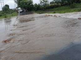 भारी बारिश से पानी-पानी हुआ शहडोल, 5 अगस्त को स्कूल बंद करने के आदेश जारी भारी बारिश से पानी-पानी हुआ शहडोल, 5 अगस्त को स्कूल बंद करने के आदेश जारी