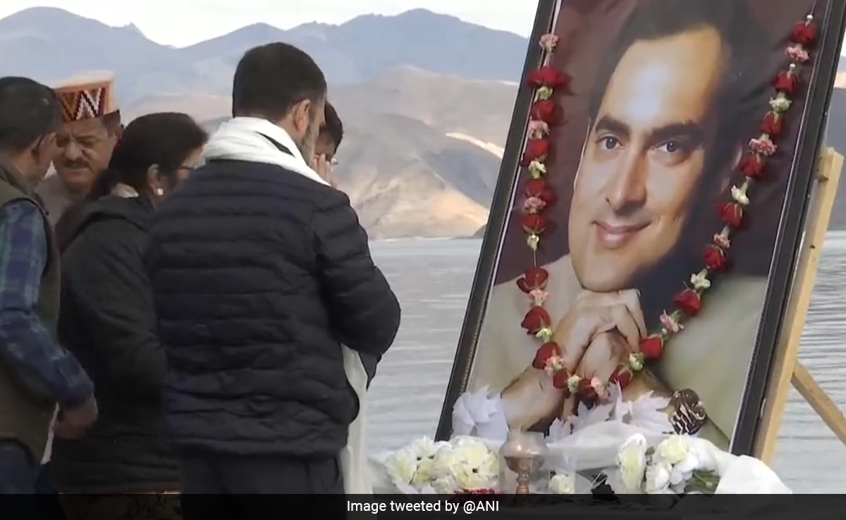 Rahul Gandhi's Tribute To Rajiv Gandhi On His Birth Anniversary In Ladakh