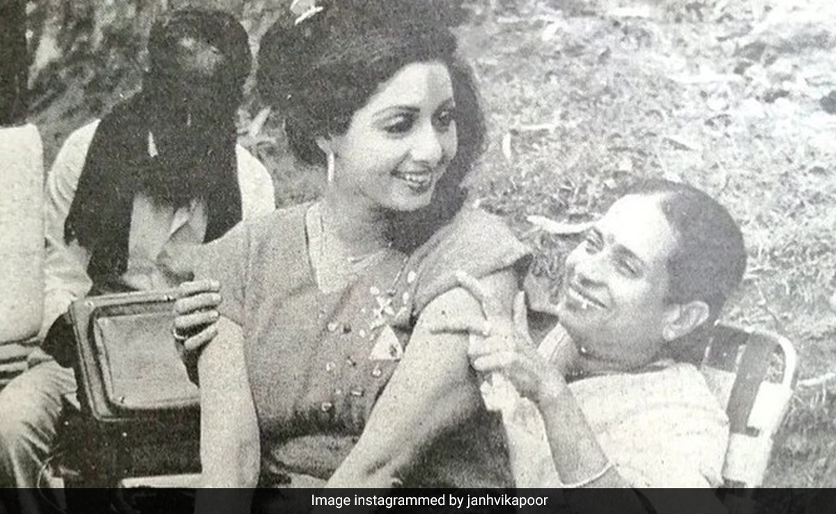 Janhvi Kapoor's Birthday Post For Mom Sridevi Is All Heart: "You're The Reason We Keep Going"