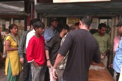 Long Queues To Buy Subsidised Tomatoes Long Queues To Buy Subsidised Tomatoes