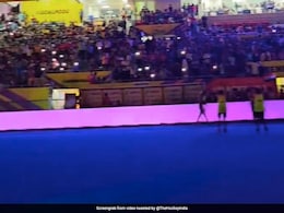 Watch: Crowd Sings 'Vande Mataram' Ahead Of India-Pakistan Asian Champions Trophy Hockey Match Watch: Crowd Sings 'Vande Mataram' Ahead Of India-Pakistan Asian Champions Trophy Hockey Match