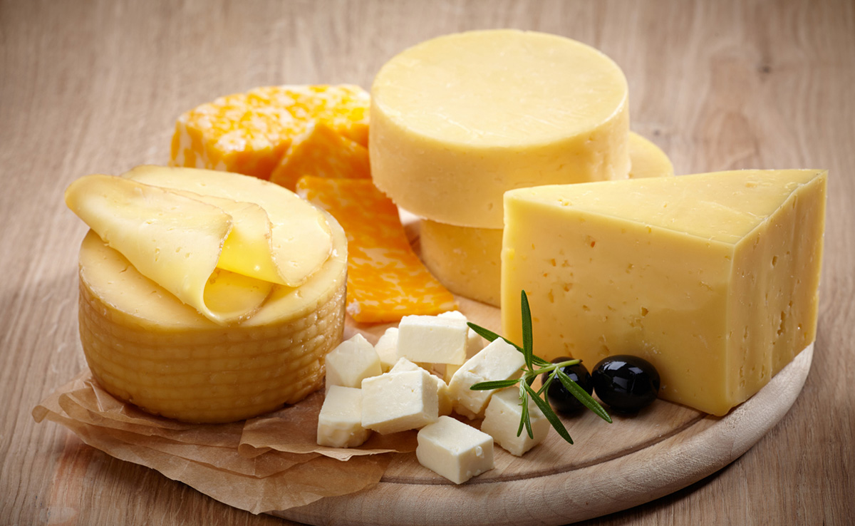 The combination of protein and healthy fats in full-fat cheese can slow down the digestion