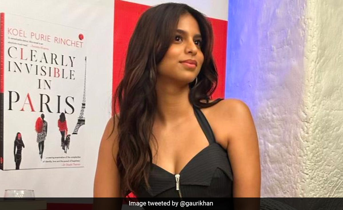 After Taking Over The Style Sphere, Now It Is Books That Suhana Khan Is Sharing Her Insightful Comments On